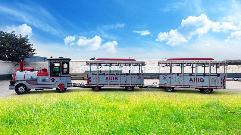 网红小火车促进了景区二次消费